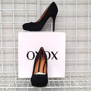 New in Box XOXO High Heel Pumps Size 7